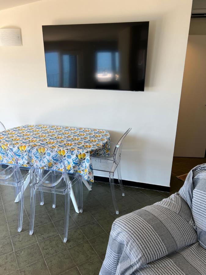 Nautilus Vista Mare Mozzafiato A 180 Gradi- Posto Auto Privato - 2 Camere Matrimoniali Piu 1 Divano Letto Singolo-Sky,Netflix-Wifi 200Mg Рапалло Екстер'єр фото